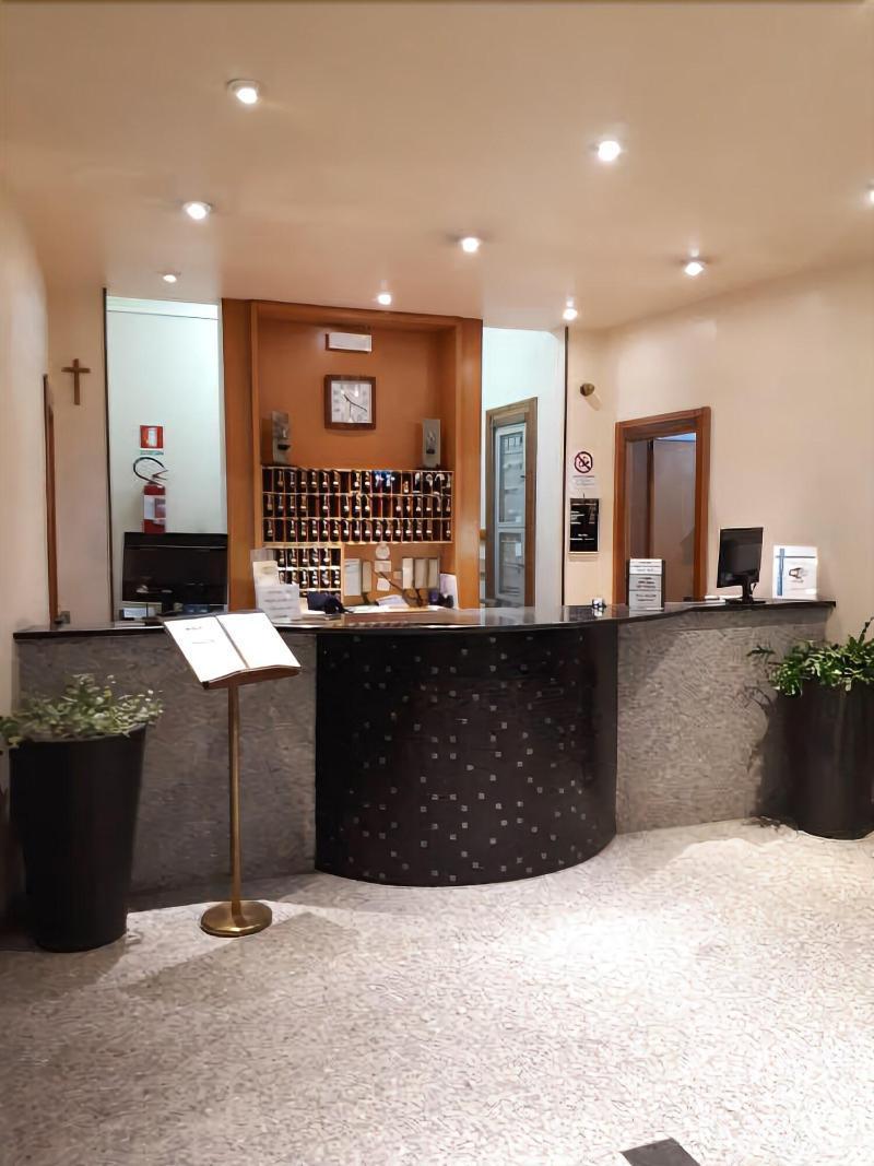 Hotel Atleti Foggia Exteriör bild