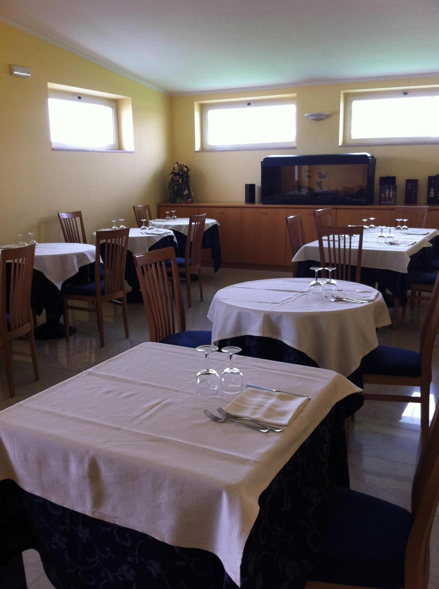 Hotel Atleti Foggia Exteriör bild